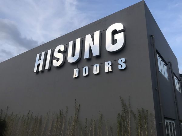 Hisung Door - Công ty sản xuất cửa chống cháy cao cấp